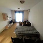 Piculjan Apartman *