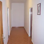Piculjan Apartman Lopar