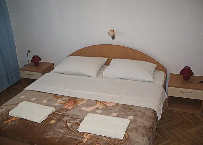 Piculjan * لوبار