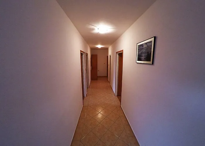 Piculjan * لوبار