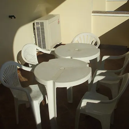 Piculjan Apartman Lopar