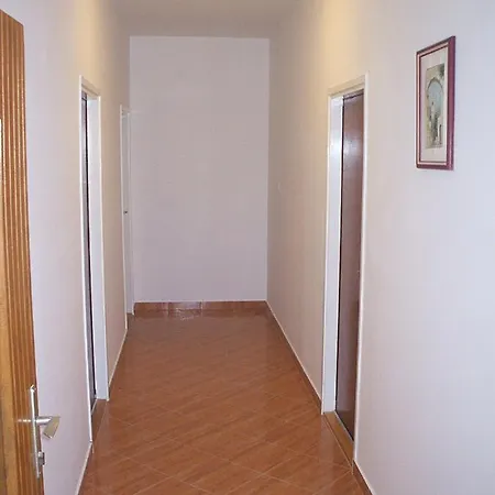 Piculjan Apartmán Lopar