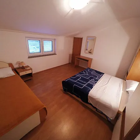 Piculjan Apartmán Lopar