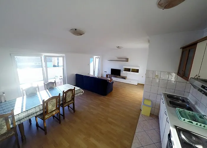 Apartament Piculjan *