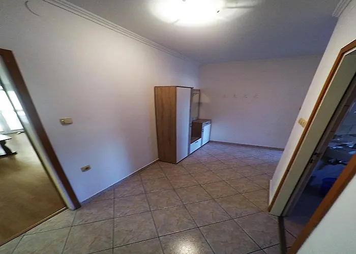 Piculjan Apartament *