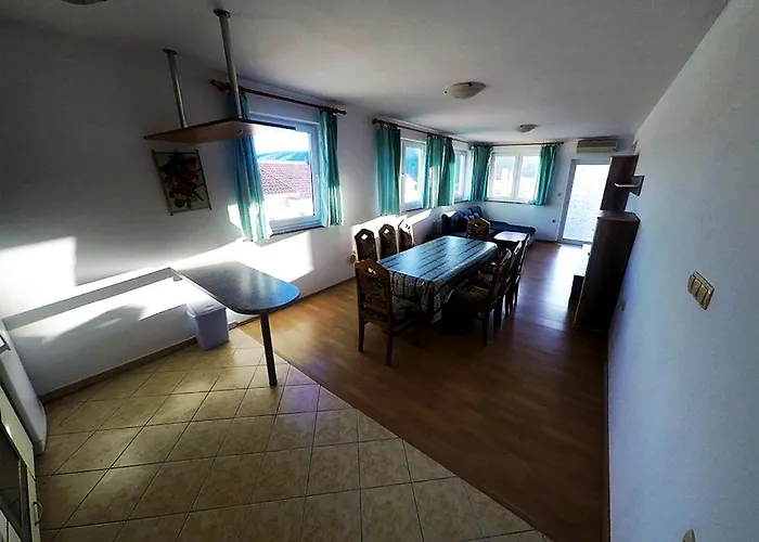 Piculjan Apartament *