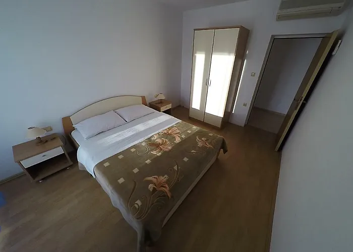 Piculjan Apartament *